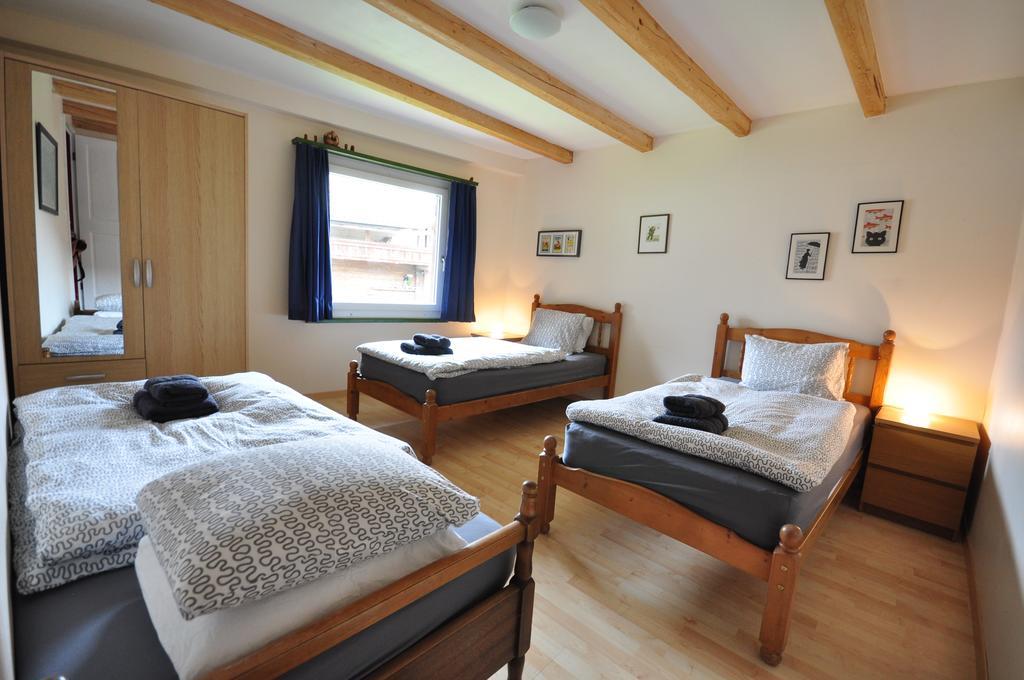Jungfrau Views Apartment インターラーケン エクステリア 写真